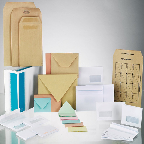 Enveloppes et pochettes pour envoi courrier et colis