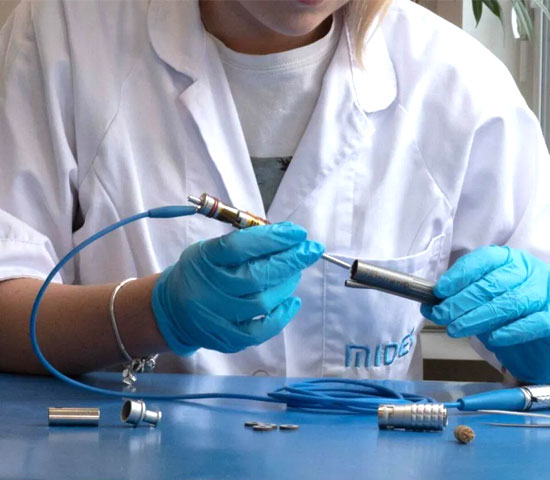photo montrant le reconditionnement de sondes et d'endoscopes